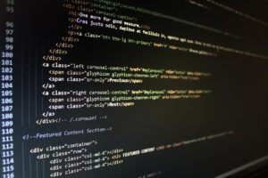 転職サイトでWebエンジニアが高年収を狙うためのポイントは？